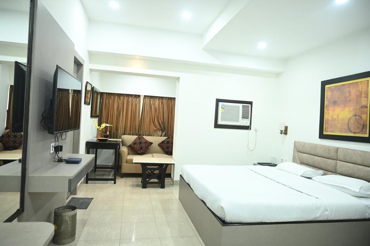 Elgin Suites Calcutta Exterior foto