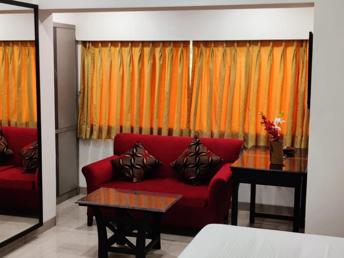 Elgin Suites Calcutta Exterior foto