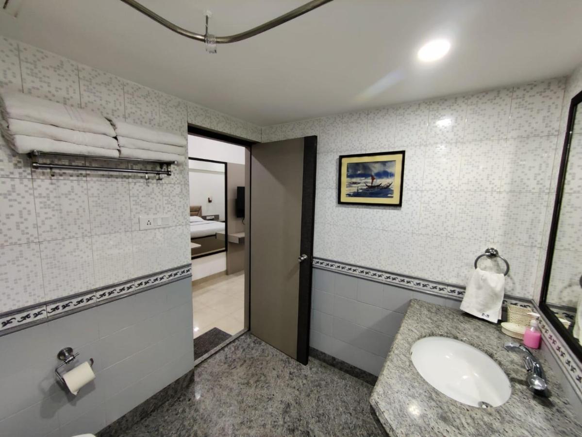 Elgin Suites Calcutta Exterior foto