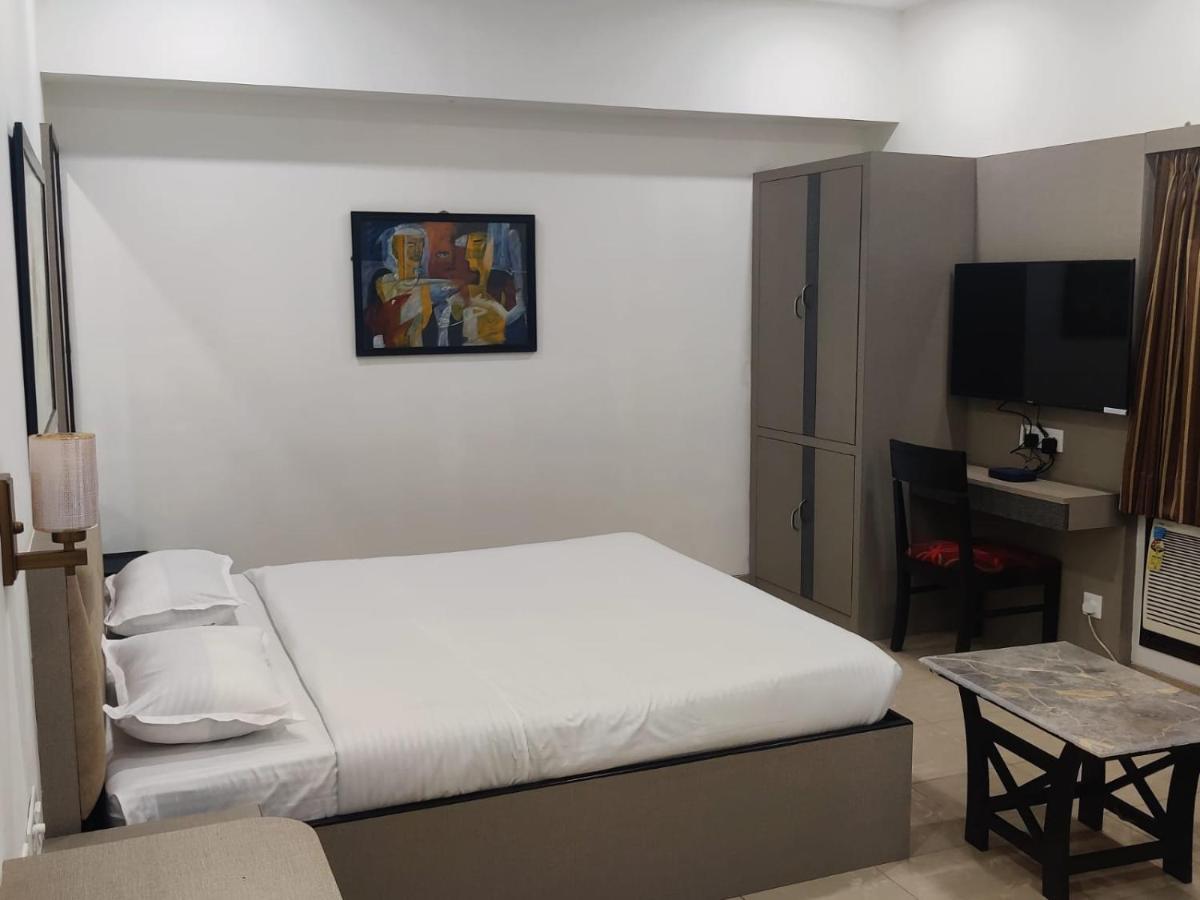 Elgin Suites Calcutta Exterior foto